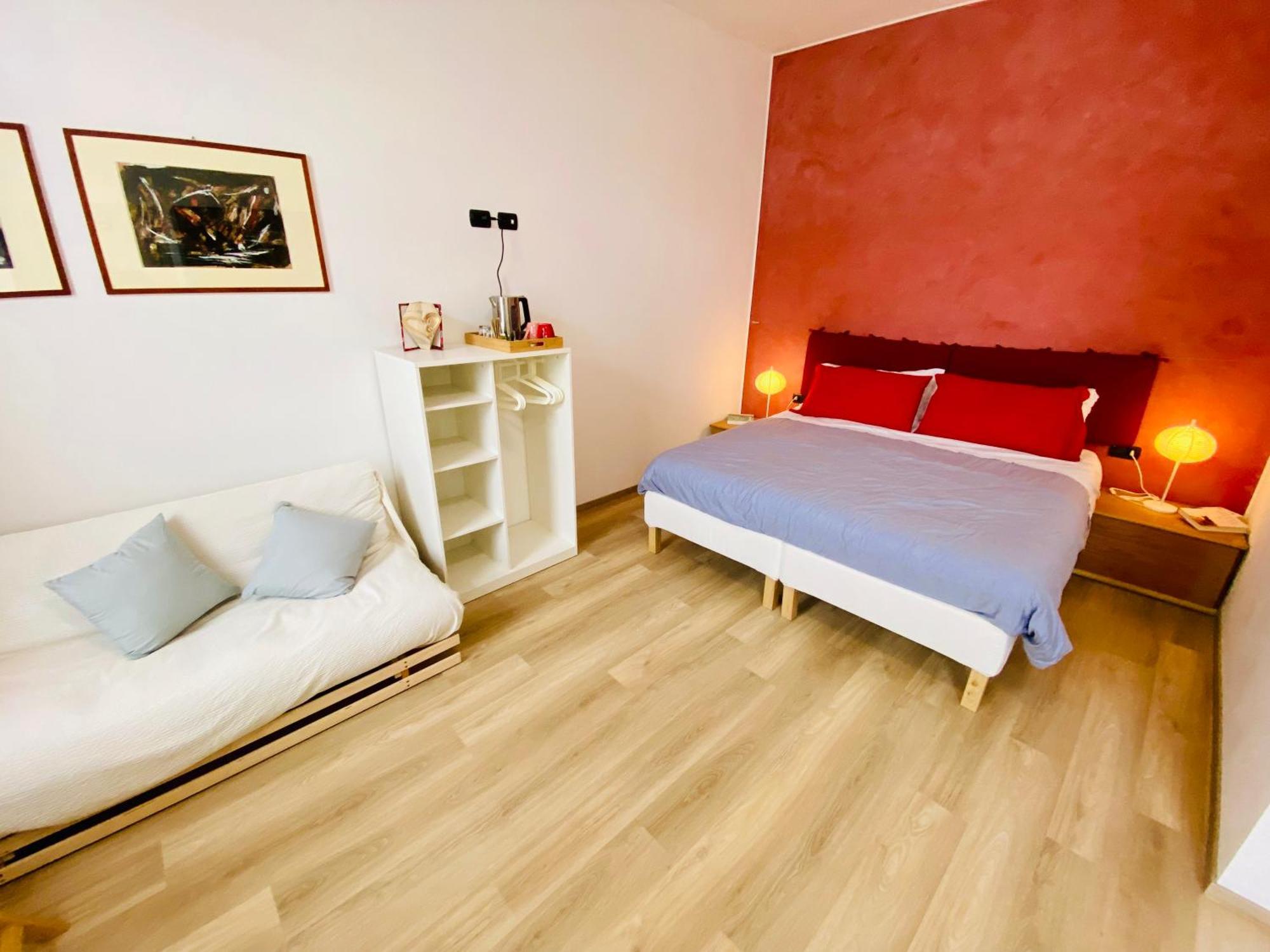 Notte Di Note - Home Hospitality Busto Arsizio Exteriör bild